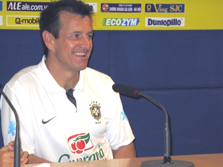 Olympic Brazil sẽ vẫn thi đấu dù trời mưa 